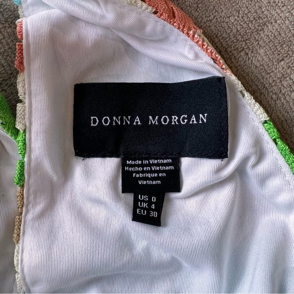 DONNA MORGAN Colourful Crochet Knit Mock Neck Fitted Midi Dress - Size 0 - Picture 12 of 16